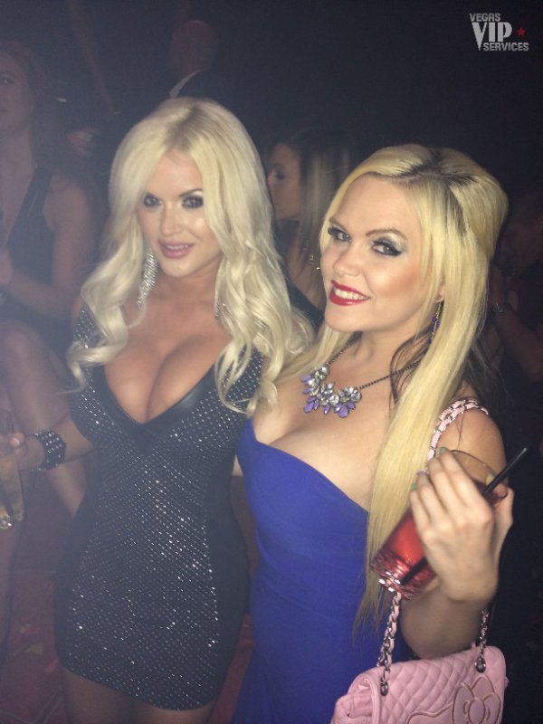 kina-jenny-blonde-models