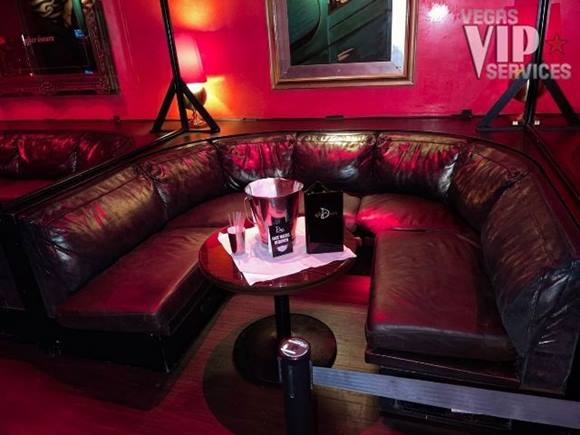 vip-room-dance-floor