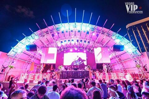 daylight-at-night-neon-vibra