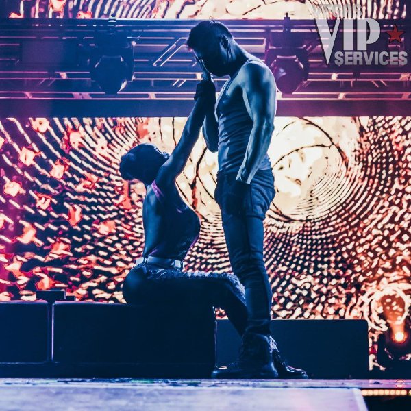 vegas-male-revue