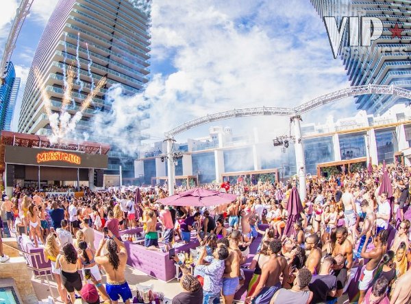 marquee-day-club-mustard